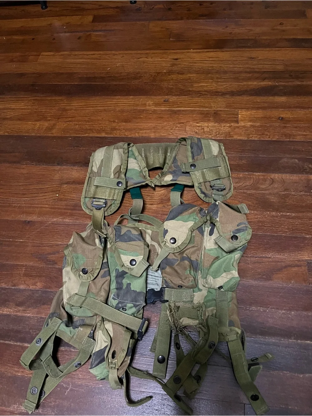 Woodland Camo Tactical Belt Vest with Multiple Pouches - Green